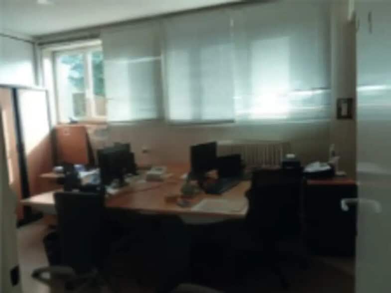 Bureau dans Saint-Avold à louer - Photo intérieure – Image 3 sur 8