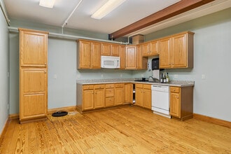8 Glen Rd, West Lebanon, NH à louer Photo intérieure– Image 2 sur 10
