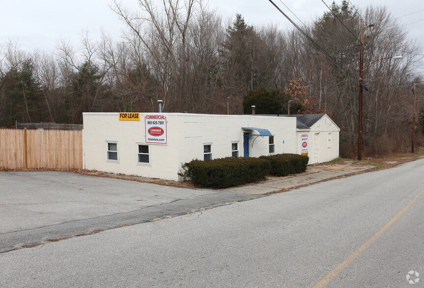 4 Watson Rd, Quinebaug, CT à vendre - Photo principale – Image 1 sur 2