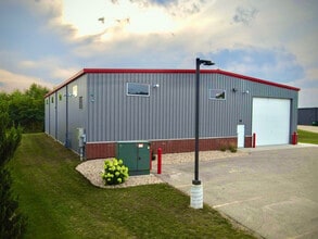 529 Commerce Pky, Verona, WI à louer Photo de l’immeuble– Image 1 sur 10