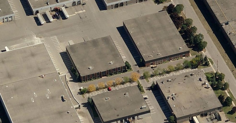 22 Huddersfield Rd, Toronto, ON à louer - Aérien – Image 2 sur 4