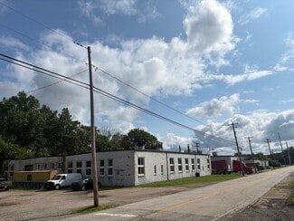 Plus de détails pour 446 W Lake St, Ravenna, OH - Industriel/Logistique à vendre