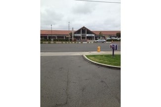Plus de détails pour 16446-16490 Bolsa Chica St, Huntington Beach, CA - Local commercial à louer