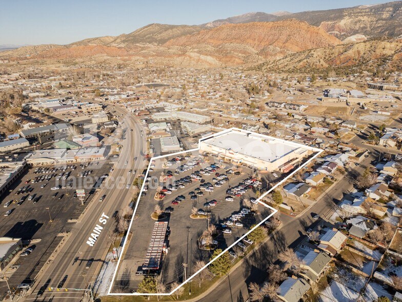 633 S Main St, Cedar City, UT à louer - Photo de l’immeuble – Image 2 sur 10