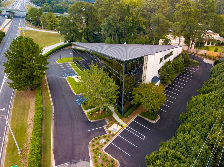 2700 Rogers Dr, Birmingham, AL à louer - Photo de l’immeuble – Image 3 sur 8