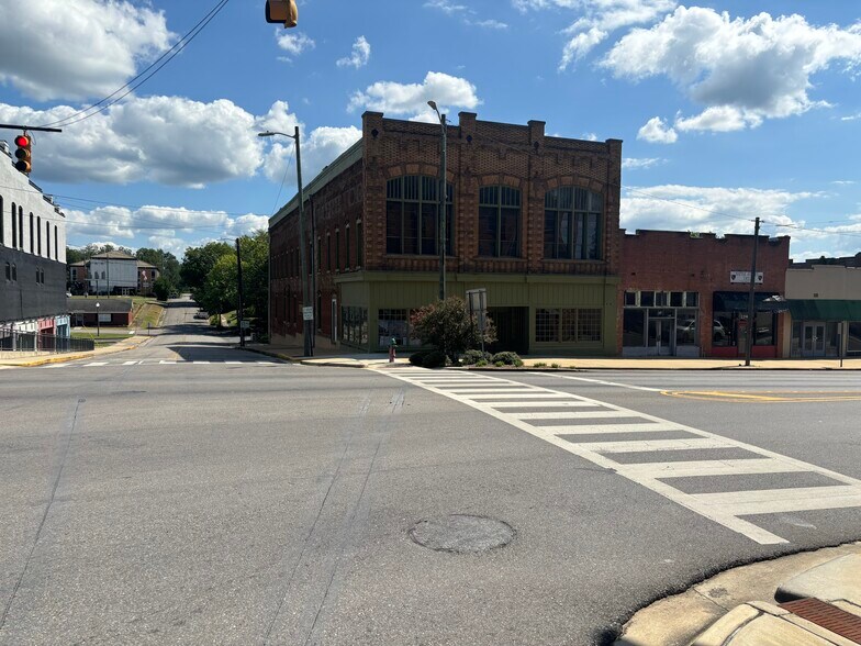 200 Battle St W, Talladega, AL à vendre - Photo de l’immeuble – Image 3 sur 19