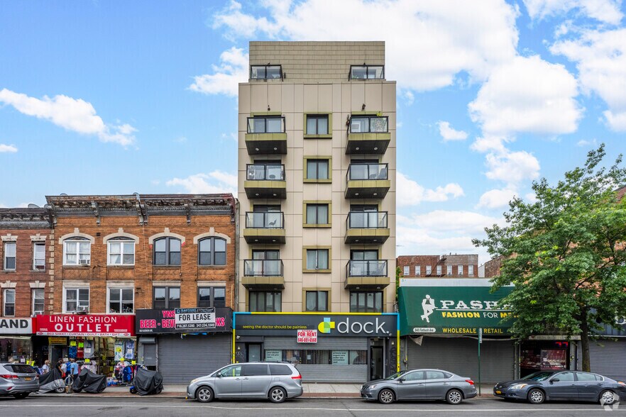 850 Flatbush Ave, Brooklyn, NY à louer - Photo de l’immeuble – Image 2 sur 4