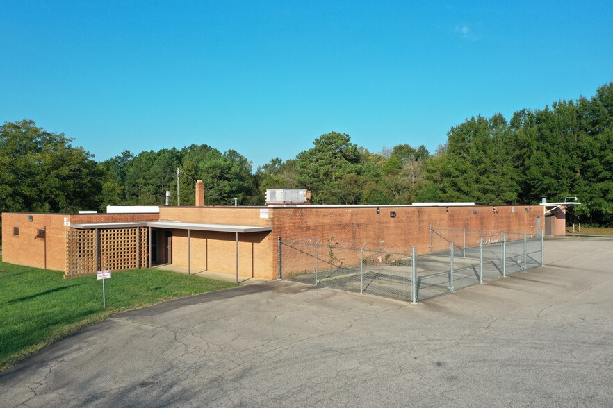 192 Manor Ave SW, Concord, NC à louer - Photo de l’immeuble – Image 2 sur 23