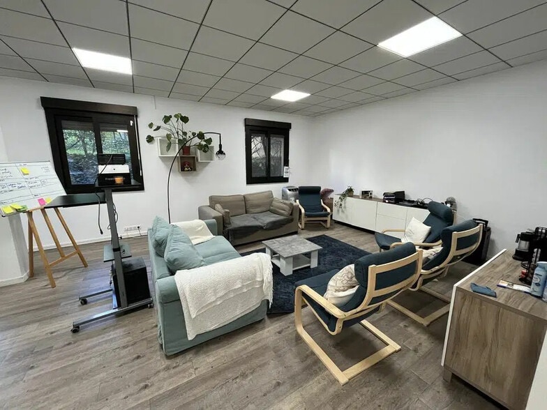 Bureau dans Lyon à louer - Photo de l’immeuble – Image 2 sur 4