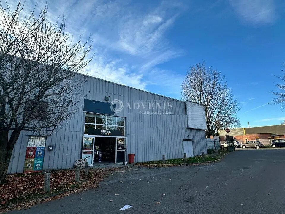 Local d’activités dans VILLENEUVE-D'ASCQ à louer Photo de l’immeuble– Image 1 sur 2