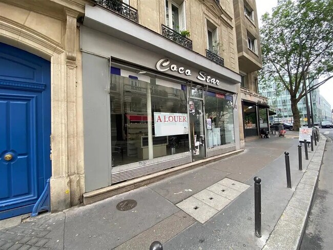 Plus de détails pour Local commercial à louer