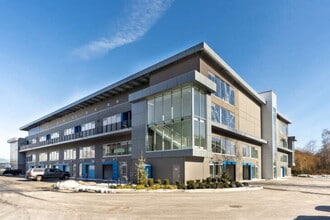 4899 Vanguard Rd, Richmond, BC à louer Photo de l’immeuble– Image 1 sur 7