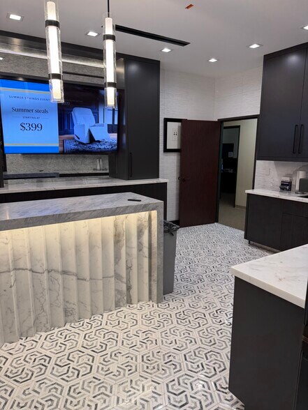 8521 McHard Rd, Houston, TX à louer - Photo intérieure – Image 3 sur 6