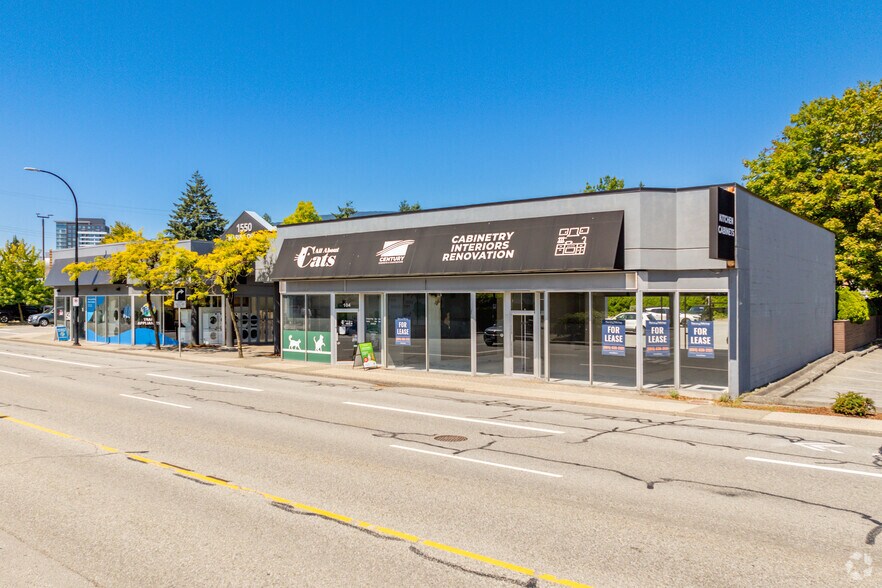 1550 Marine Dr, North Vancouver District, BC à louer - Photo de l’immeuble – Image 2 sur 3