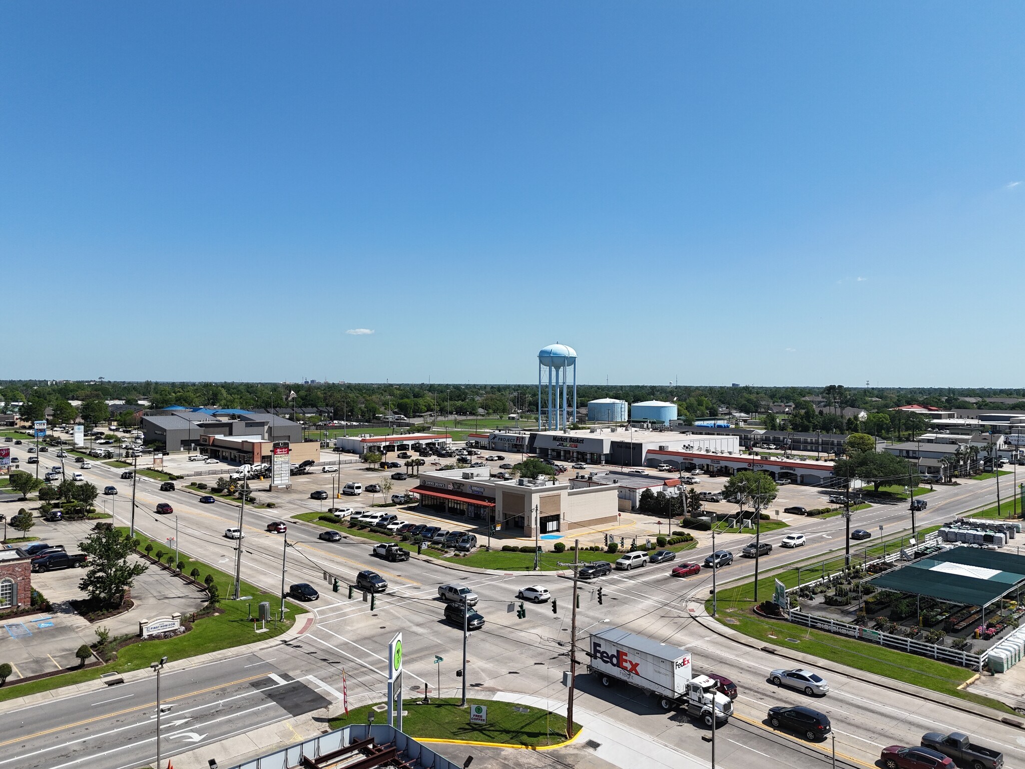 4431 Nelson Rd, Lake Charles, LA à louer Photo principale– Image 1 sur 8