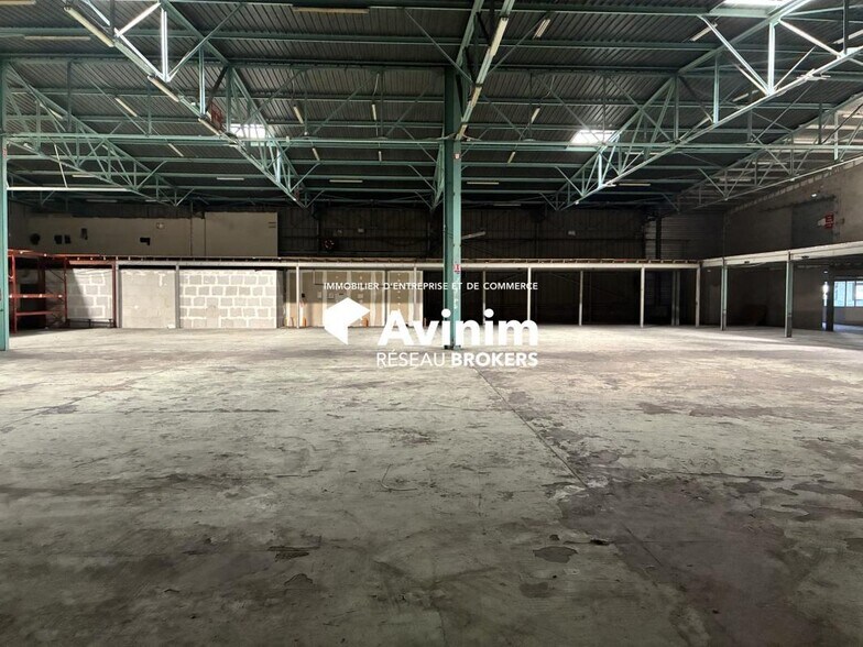 Industriel/Logistique dans Aubagne à louer - Photo intérieure – Image 3 sur 10