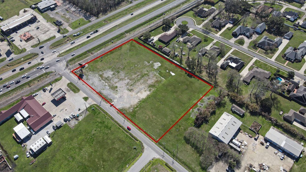 2002 American Way way, Port Allen, LA à vendre - Photo de l’immeuble – Image 2 sur 7