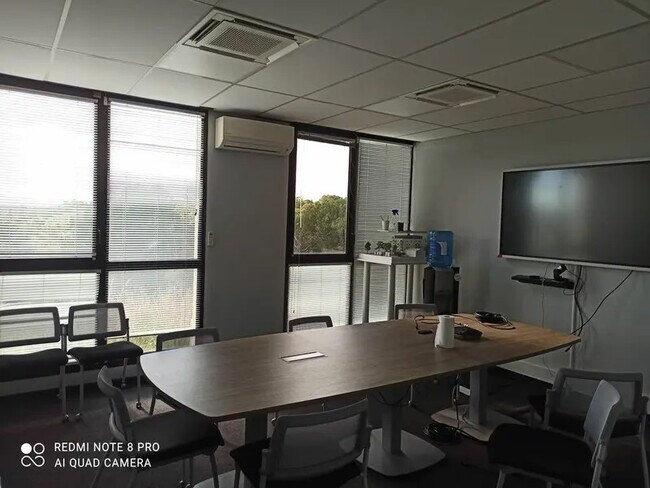 Plus de détails pour Bureau à louer