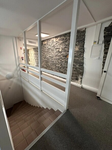 Bureau dans Angers à louer - Photo de l’immeuble – Image 3 sur 4