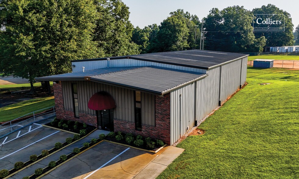 108 Chellelin Dr, Gaffney, SC à louer - Photo de l’immeuble – Image 2 sur 7