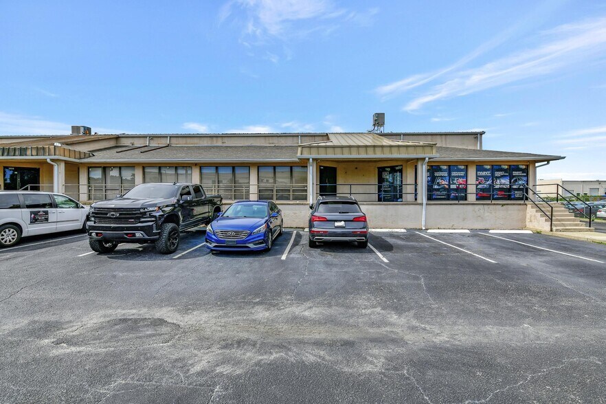 1314-1334 Spruce Ave, Orlando, FL à louer - Photo principale – Image 1 sur 12