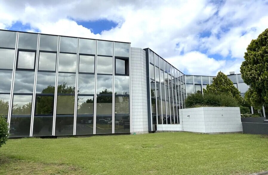Bureau dans Toulouse à louer - Photo de l’immeuble – Image 2 sur 14