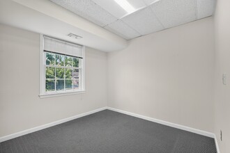 4701 Randolph Rd, Rockville, MD à louer Photo intérieure– Image 2 sur 14