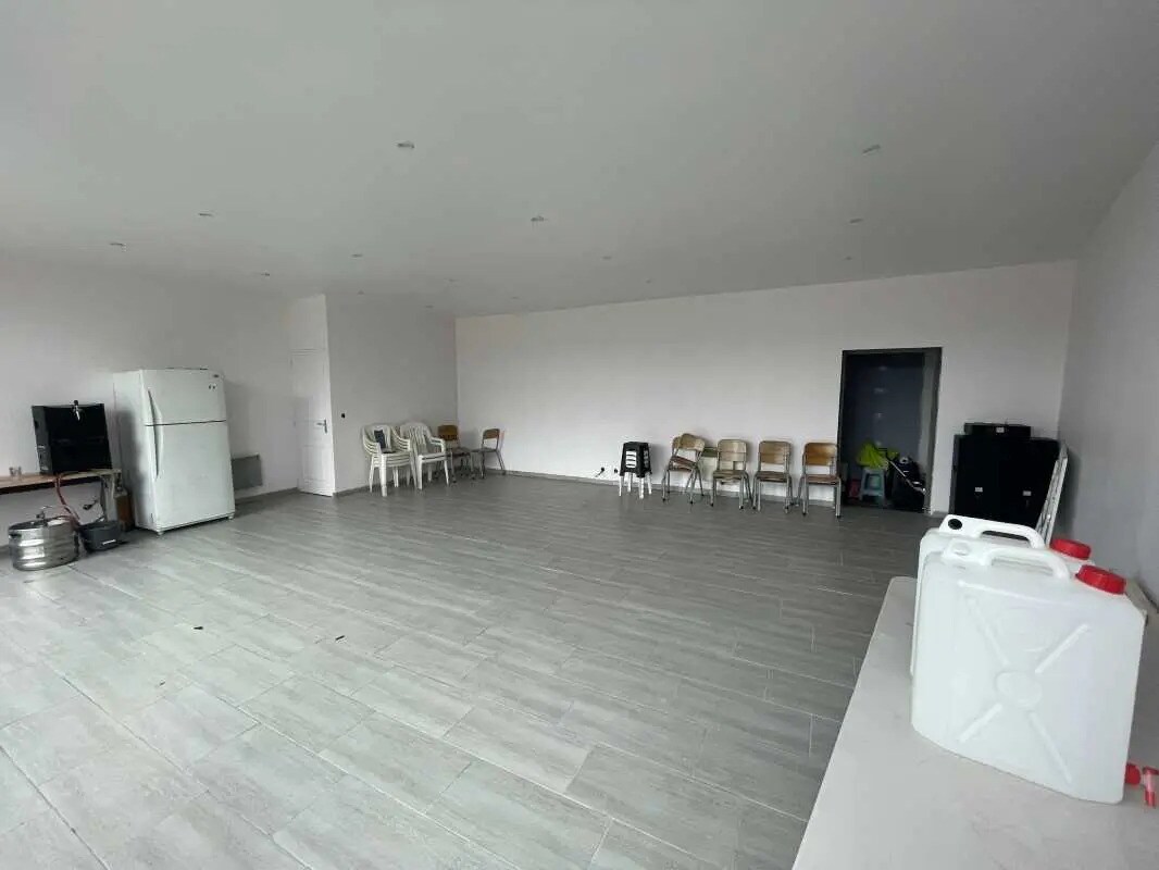 Bureau dans Allonne à louer Photo intérieure– Image 1 sur 6