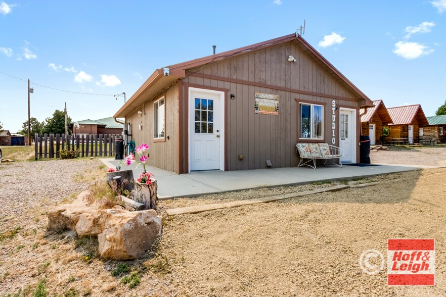 816 E Main St, Silver Cliff, CO à vendre - Photo de l’immeuble – Image 2 sur 33