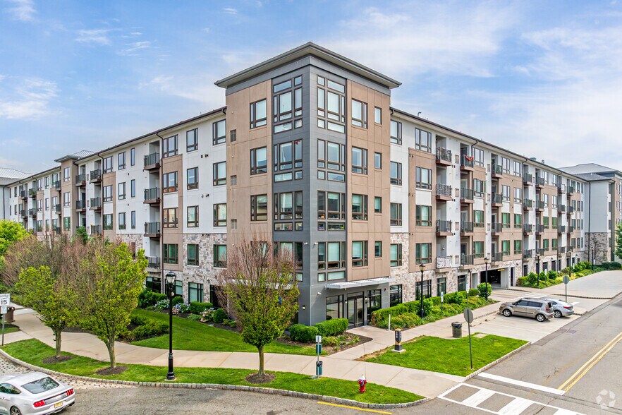 4000 Riverside Station Blvd, Secaucus, NJ à louer - Photo principale – Image 1 sur 31