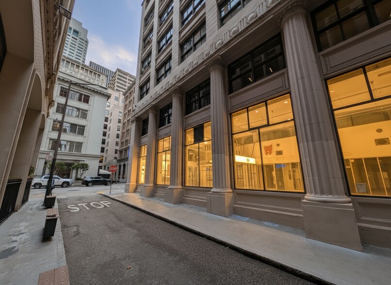 348-354 Pine St, San Francisco, CA à louer - Photo de l’immeuble – Image 2 sur 26