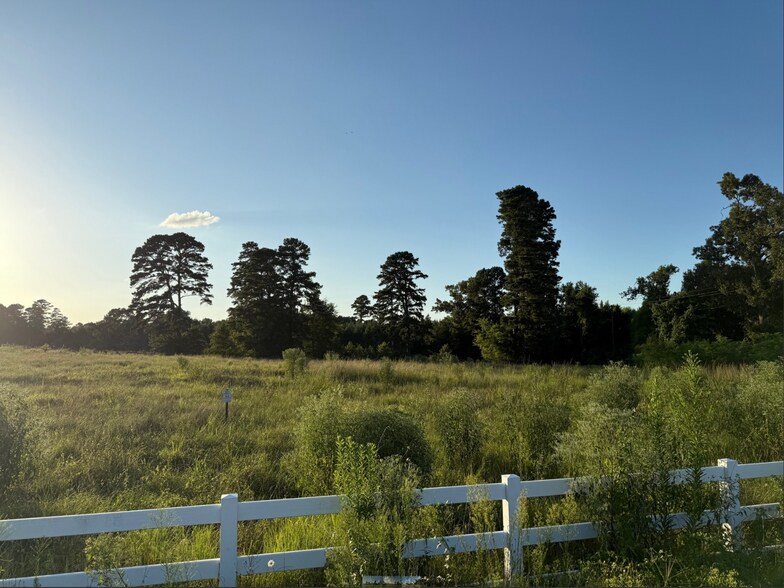 North Main Street, Gladewater, TX à vendre - Photo principale – Image 1 sur 3