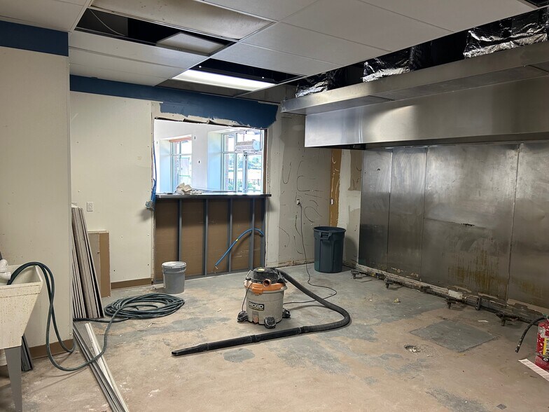 5100 Michaels Dr, Appleton, WI à louer - Photo de l’immeuble – Image 2 sur 14