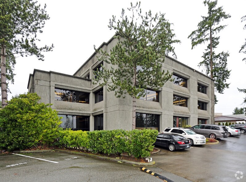 12828 Northup Way, Bellevue, WA à louer - Photo principale – Image 1 sur 9