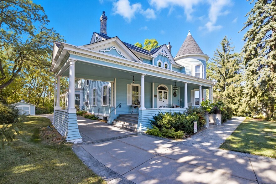 1625 3rd Ave, Anoka, MN à vendre - Photo de l’immeuble – Image 2 sur 44