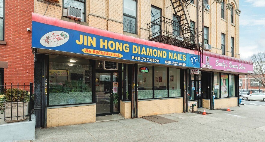 96 Rockaway Ave, Brooklyn, NY à vendre - Photo de l’immeuble – Image 3 sur 3