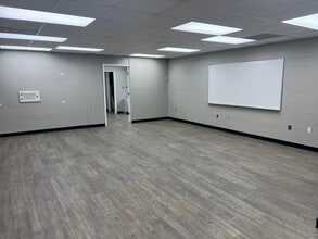 1201 E Church St, Cherryville, NC à louer Photo de l’immeuble– Image 2 sur 2