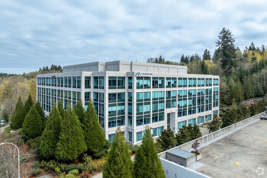 3120 139th Ave SE, Bellevue, WA à louer - Photo principale – Image 1 sur 23