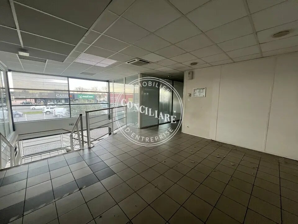 Bureau dans Portet-sur-Garonne à louer Hall d’entrée– Image 1 sur 5