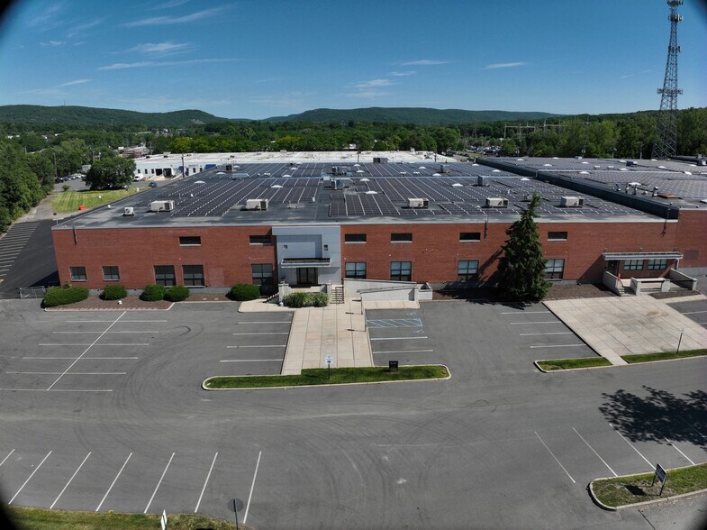 301 Island Rd, Mahwah, NJ à louer – Image 3 sur 13