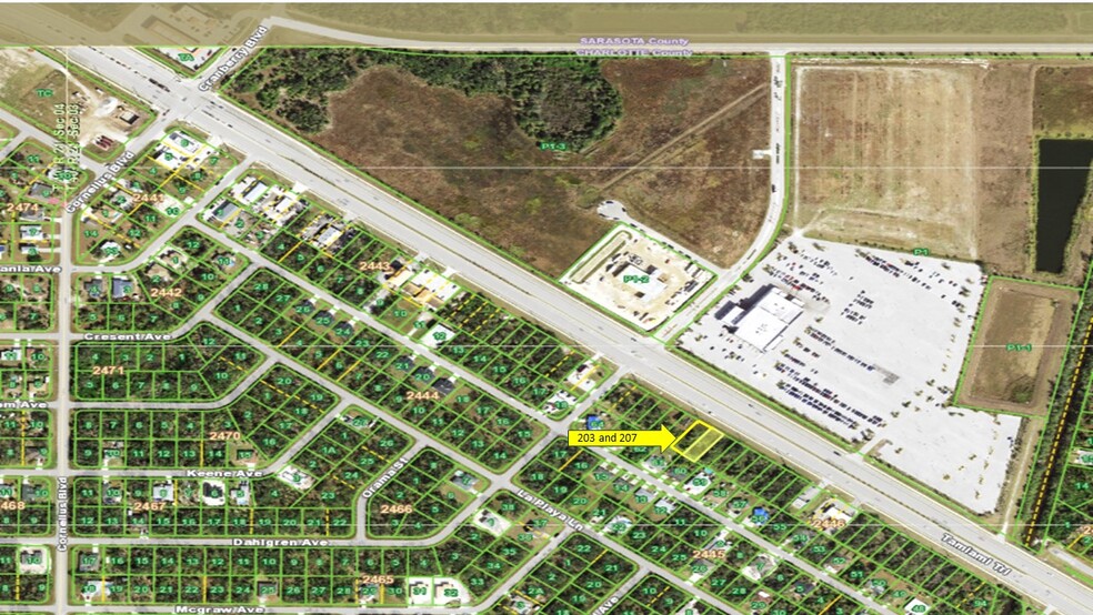 203-207 Tamiami Trl, Port Charlotte, FL à vendre - Photo principale – Image 1 sur 7