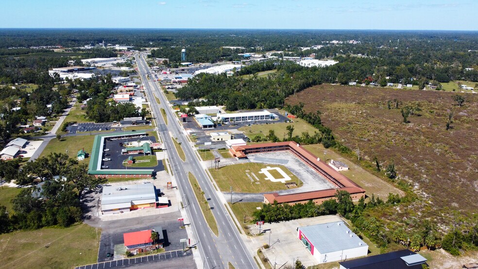 2238 S Byron Butler Pky, Perry, FL à vendre - Photo de l’immeuble – Image 2 sur 7