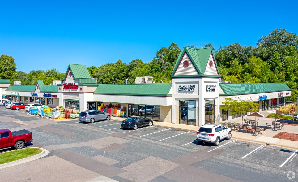 23470-23780 Highway 7, Shorewood, MN à louer - Photo principale – Image 1 sur 1