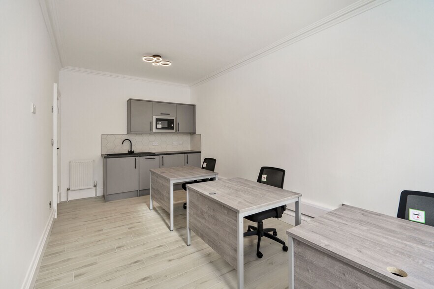 3A Randolph Pl, Edinburgh à louer - Photo de l’immeuble – Image 2 sur 10