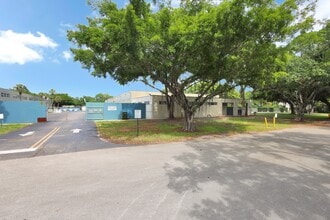 14100 NW 58th Ct, Miami Lakes, FL à louer Photo intérieure– Image 1 sur 4