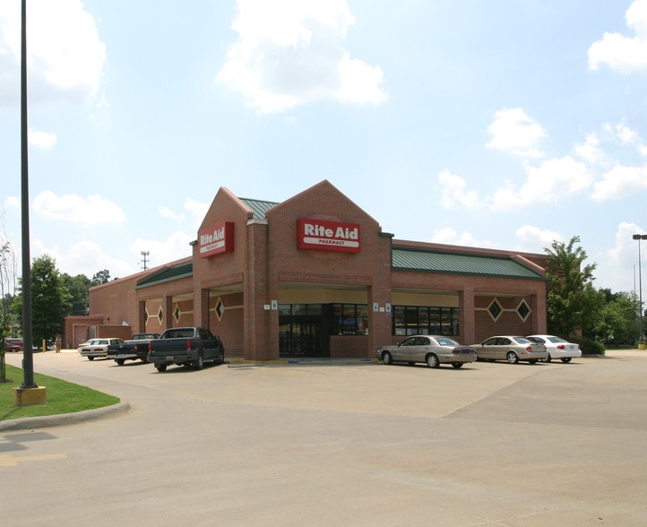 6860 Summer Ave, Bartlett, TN à louer - Photo principale – Image 2 sur 3