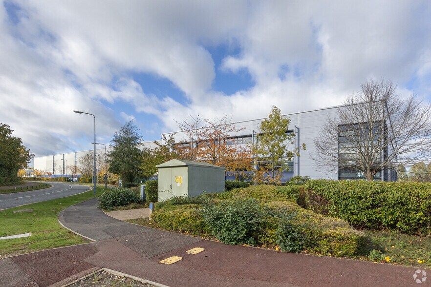 Cob Dr, Northampton à louer - Photo de l’immeuble – Image 2 sur 19