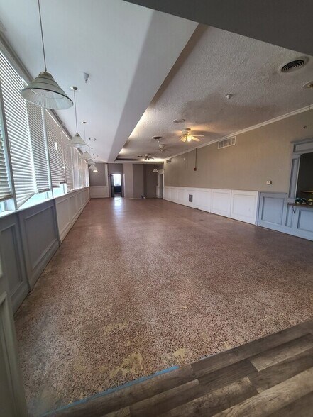 2101 Avenue Q, Lubbock, TX à louer - Photo intérieure – Image 3 sur 18