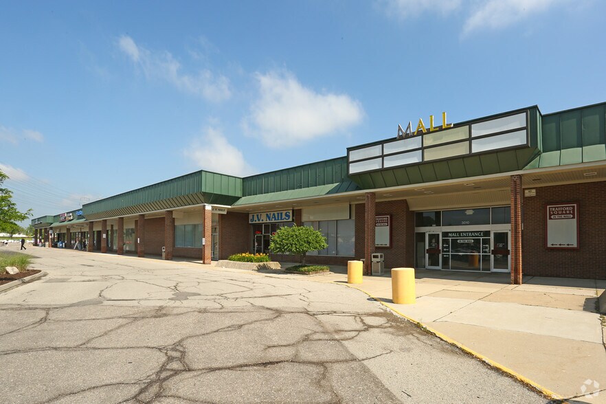 3000-3116 Van Horn Rd, Trenton, MI à louer - Photo de l’immeuble – Image 3 sur 11