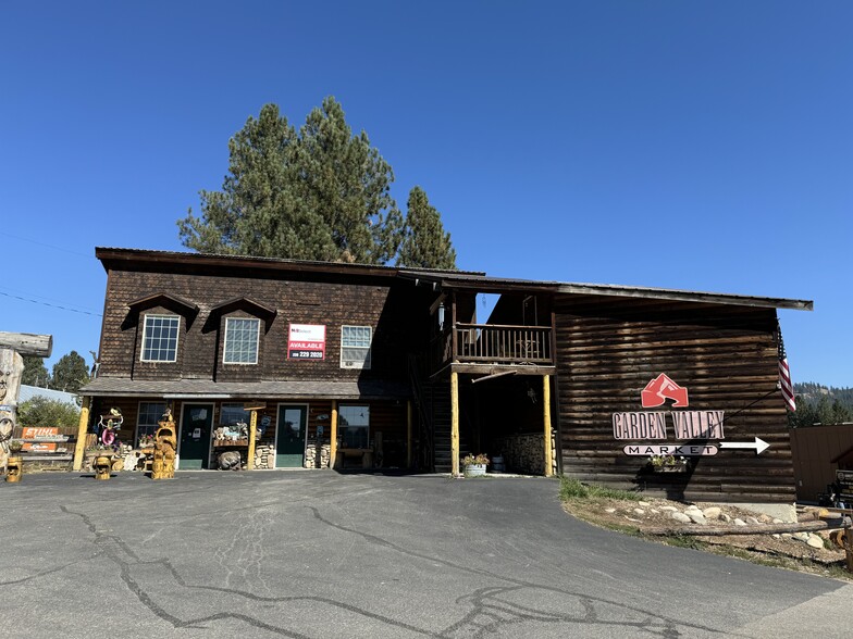 522 S Middlefork Rd, Garden Valley, ID à vendre - Photo de l’immeuble – Image 2 sur 8